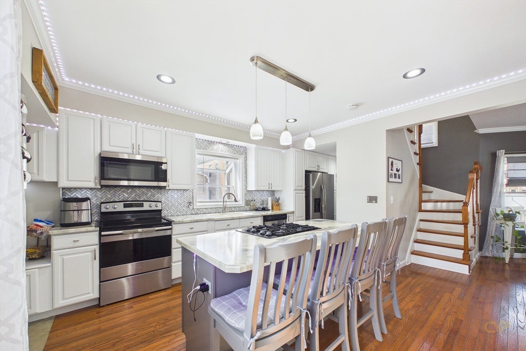 206 Austin St, New Bedford, MA, 206 Austin St, New Bedford, MA Photo #13