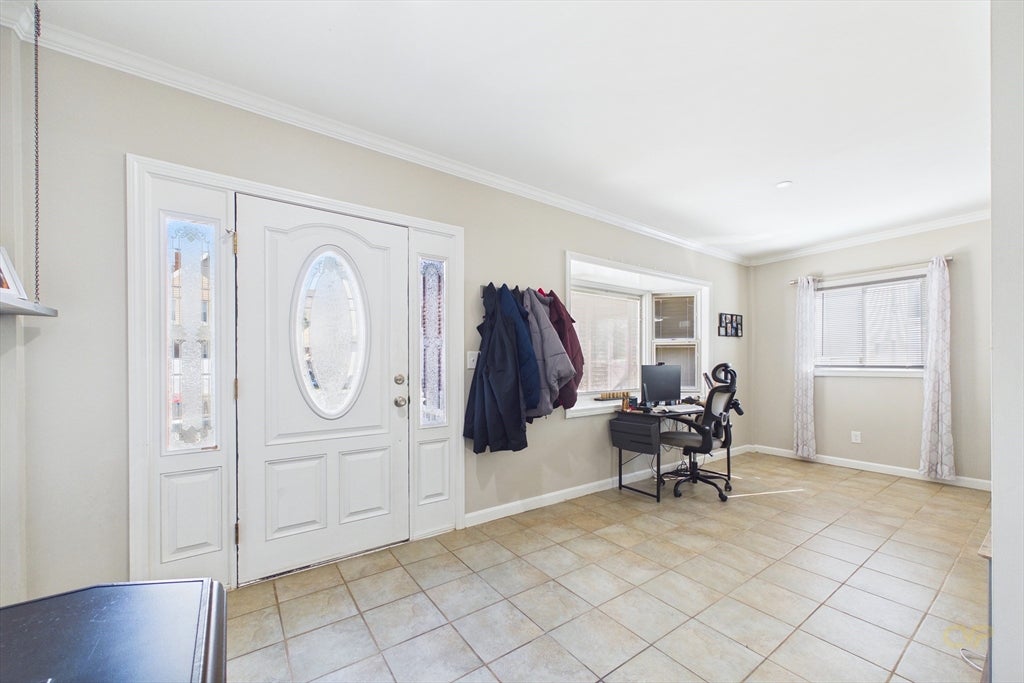 206 Austin St, New Bedford, MA, 206 Austin St, New Bedford, MA Photo #10