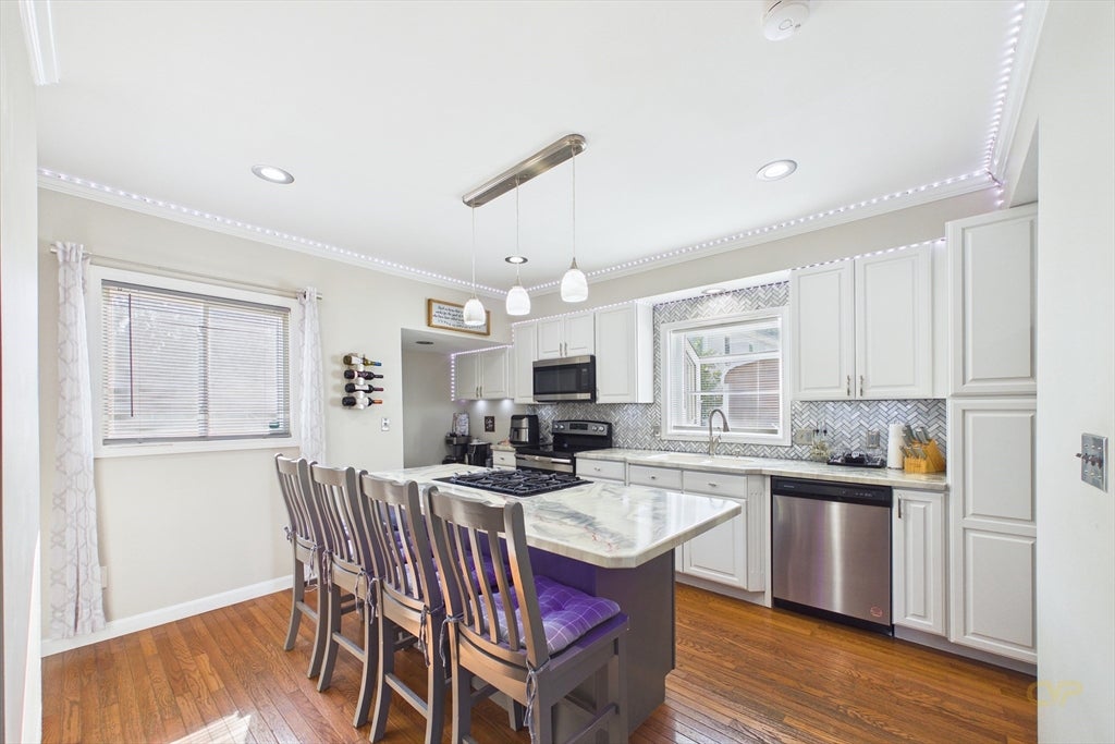 206 Austin St, New Bedford, MA, 206 Austin St, New Bedford, MA Photo #12