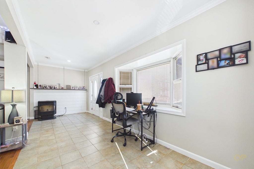 206 Austin St, New Bedford, MA, 206 Austin St, New Bedford, MA Photo #11