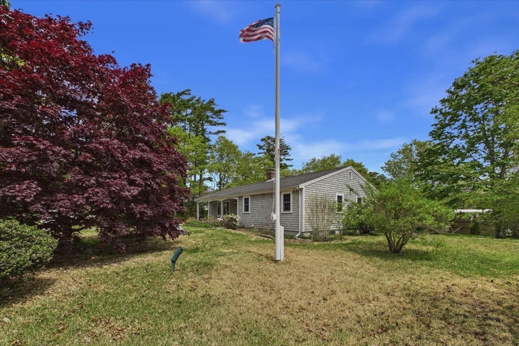 40 Bennets Neck Dr