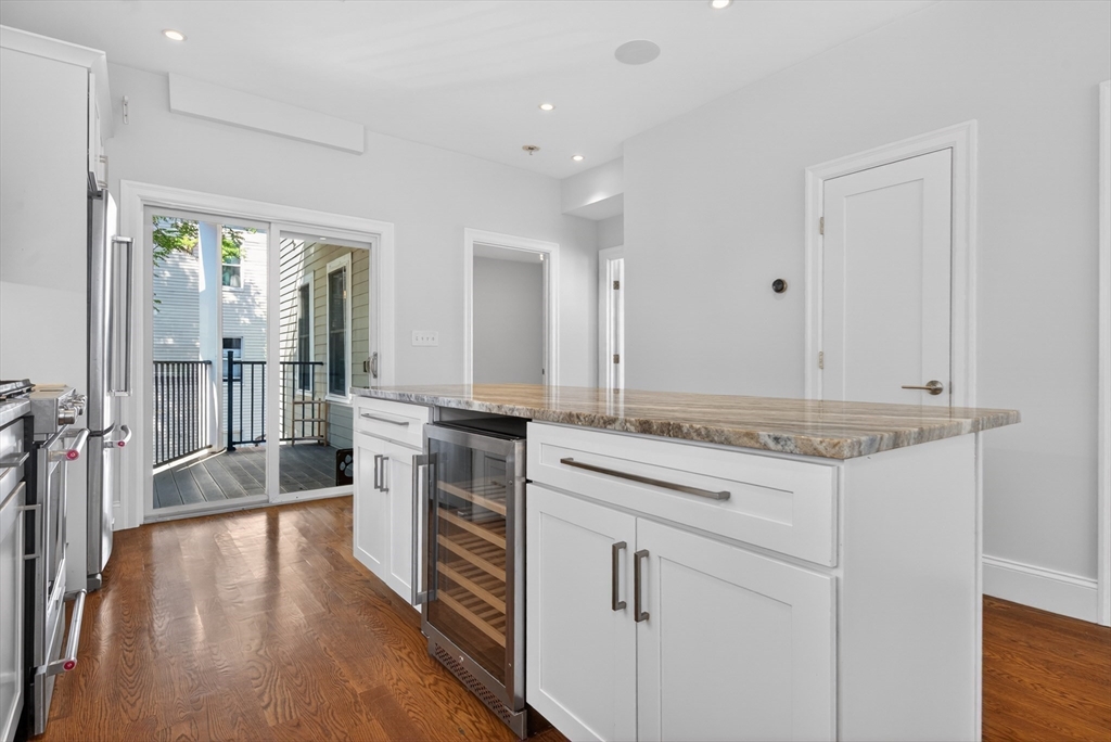 36 Rossmore St 2
