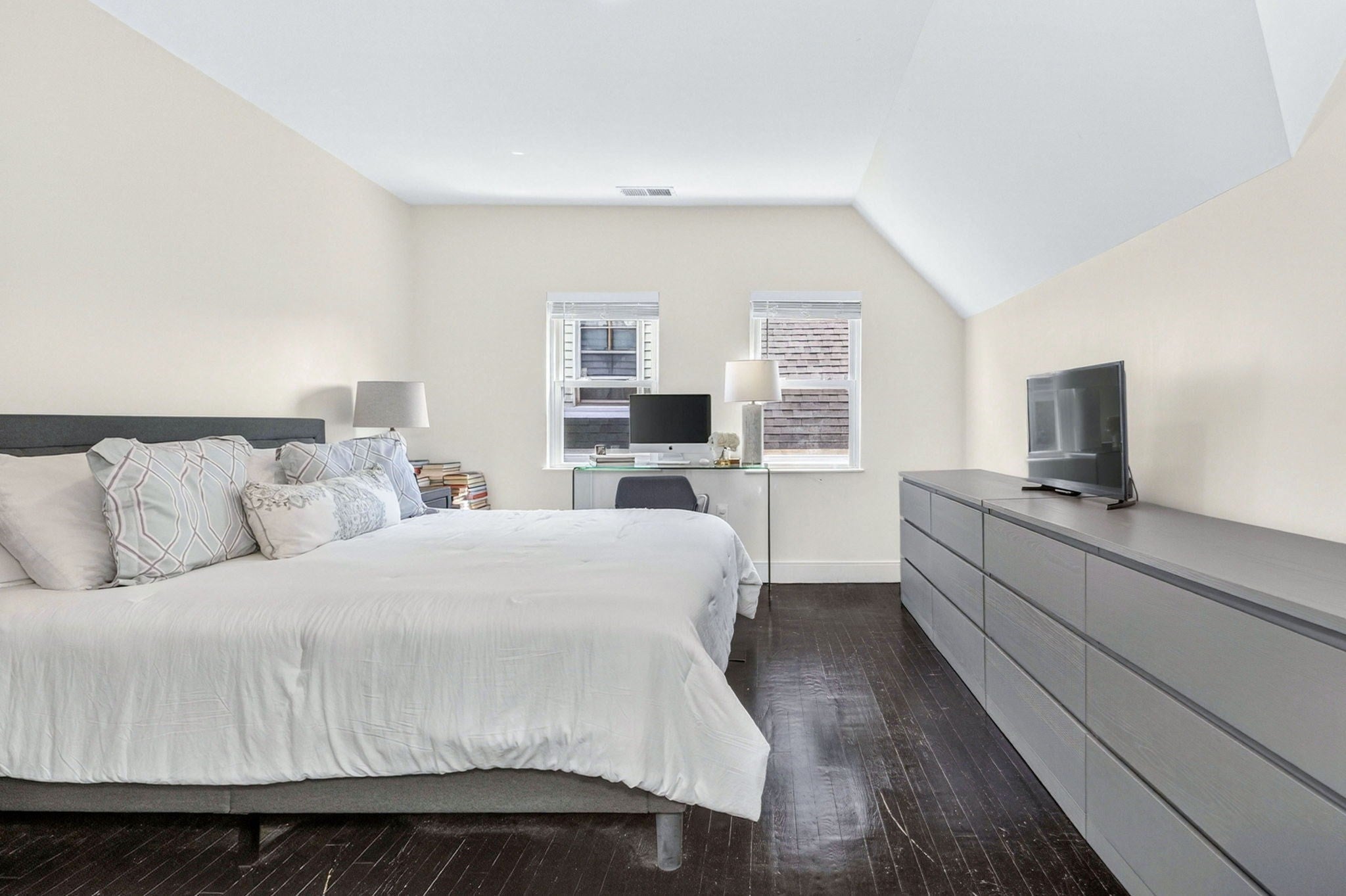 16 Pasadena Rd #3, Boston, MA Photo #8