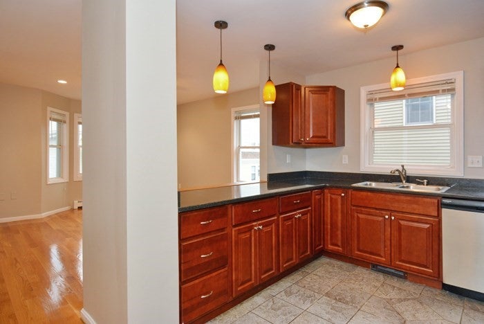 12 Roach St #1, Boston, MA, 12 Roach St #1, Boston, MA Photo #4