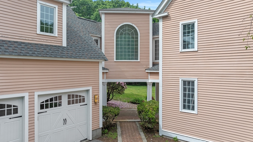 15 Darrell Dr.