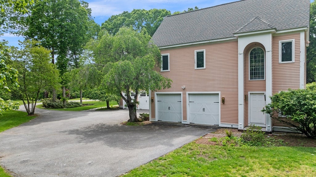 15 Darrell Dr.