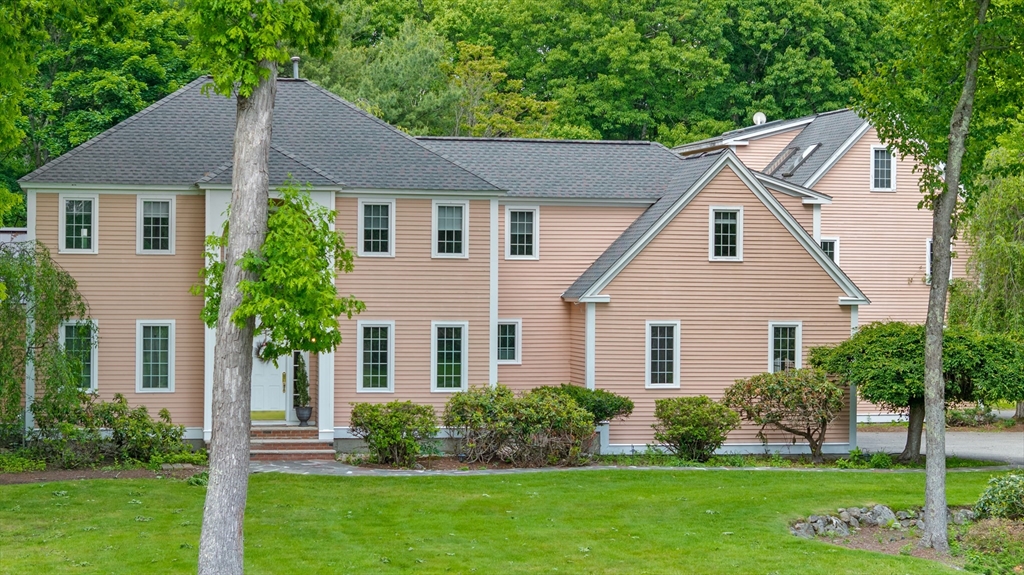 15 Darrell Dr.