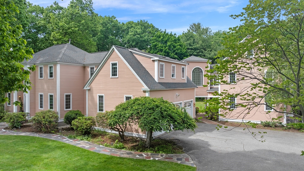 15 Darrell Dr.