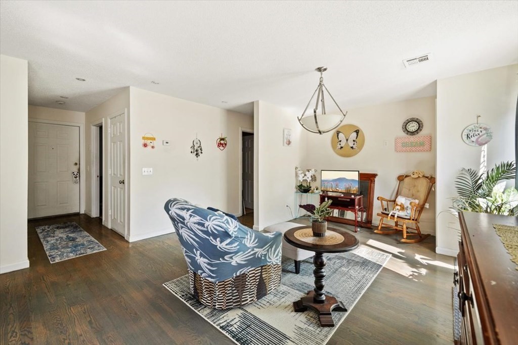 450 Somerset Ave 507