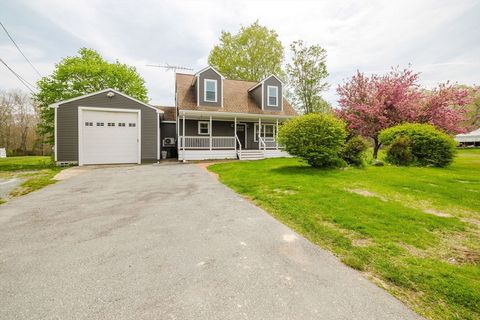 323 Warhurst Ave Swansea MA 02777