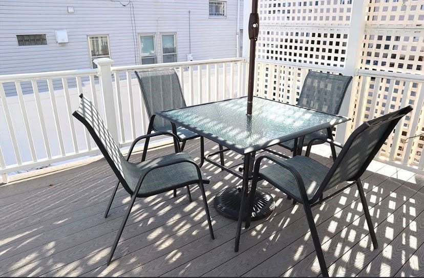 81 Pilgrim Ave, Worcester, MA, 81 Pilgrim Ave, Worcester, MA Photo #2