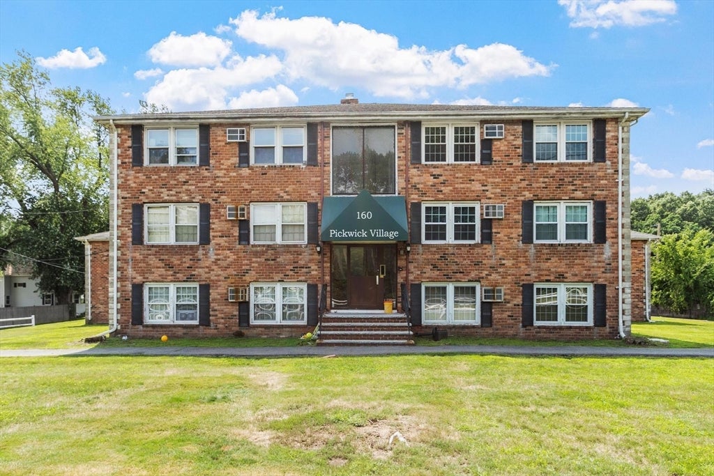 160 Tyngsboro Road #12c, Chelmsford, MA, 160 Tyngsboro Road #12c, Chelmsford, MA Photo #4