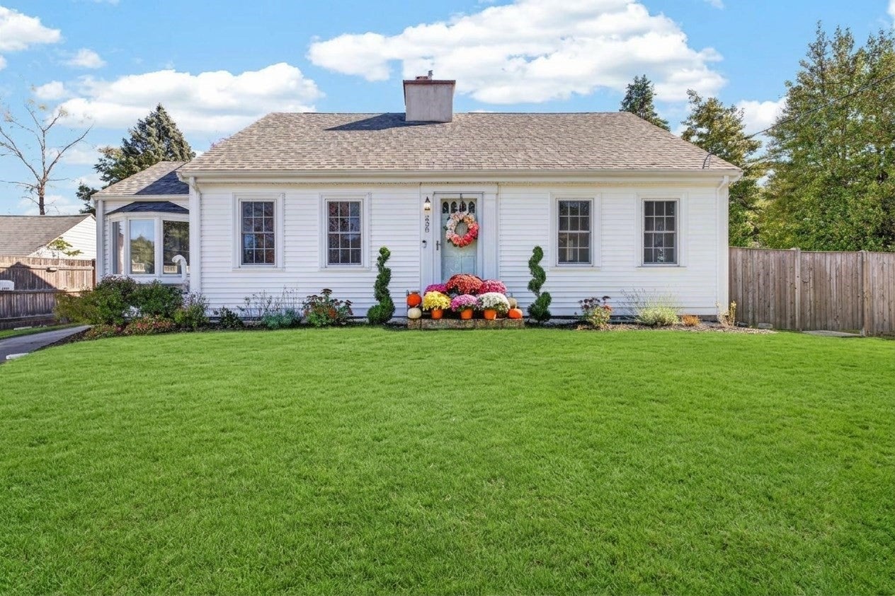 Photo of 238 Liberty St, Braintree, MA