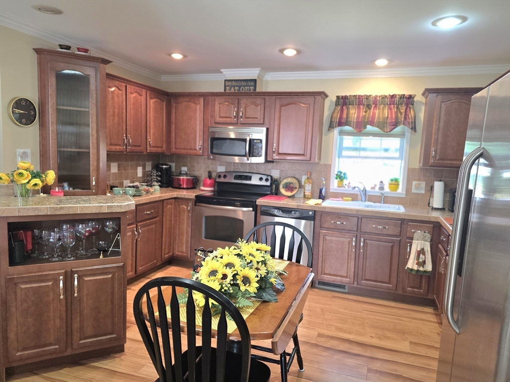 2 Settlers Road