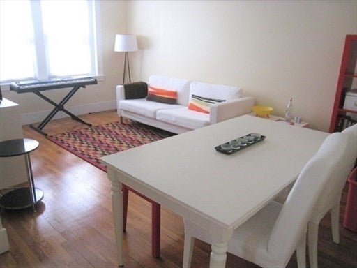 588 Washington St #1, Brookline, MA Photo #1