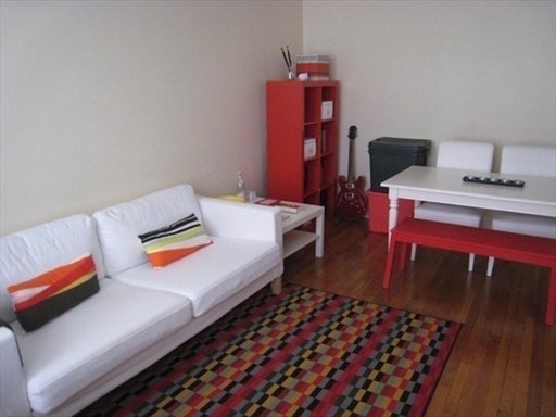588 Washington St #1, Brookline, MA Photo #2