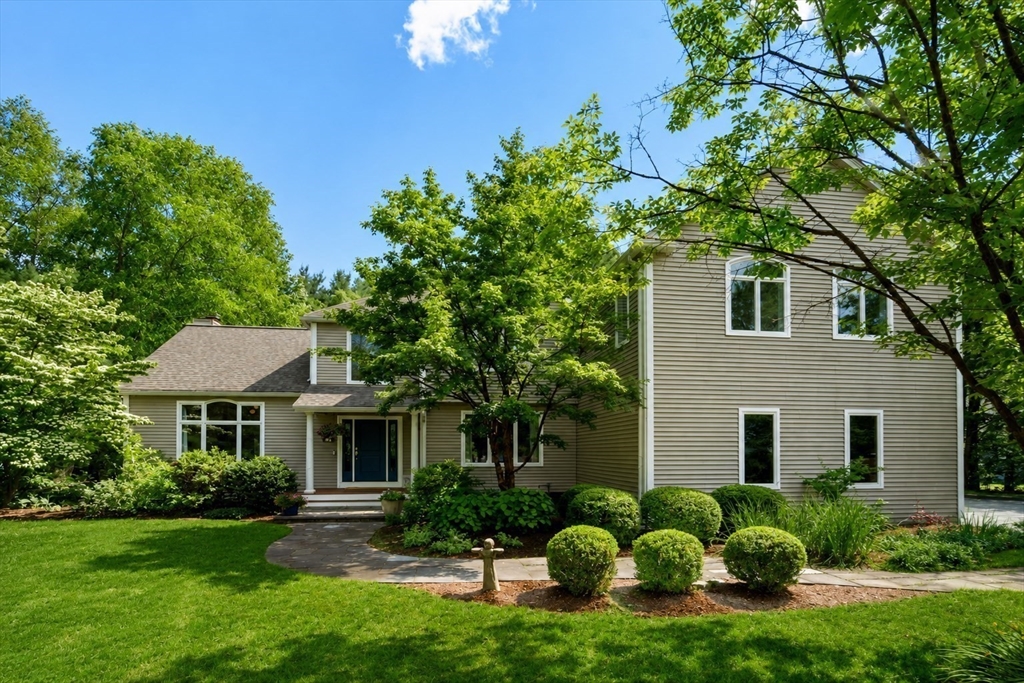 3 Milton Ln