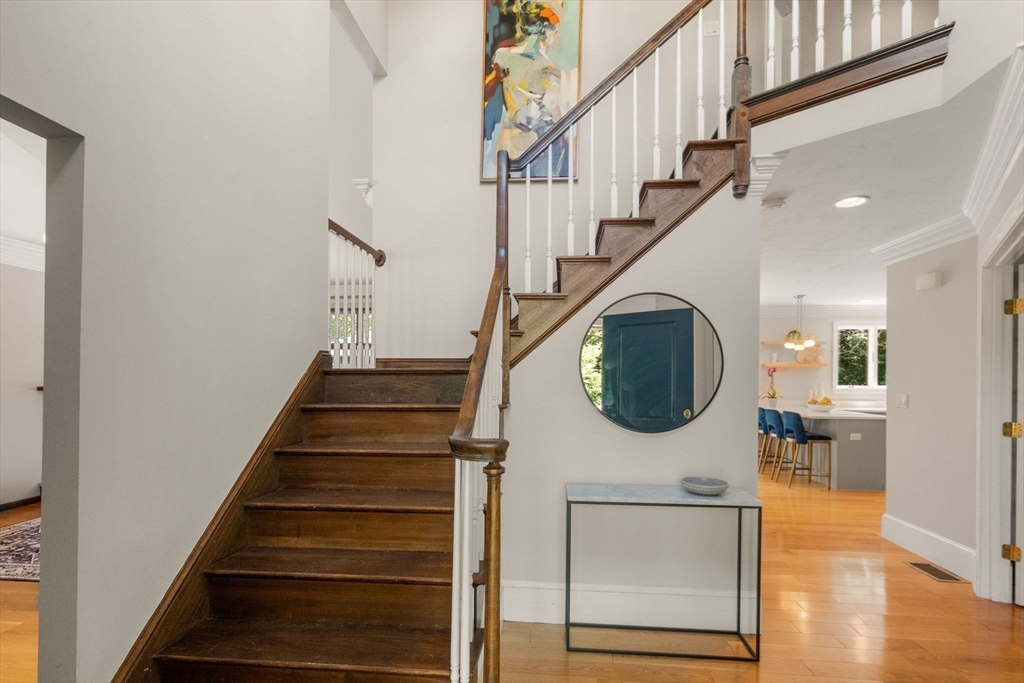 3 Milton Ln