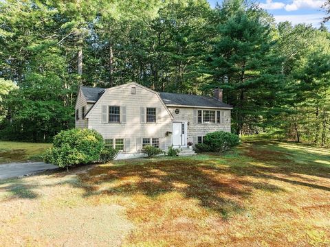 18 Fletcher Rd Westford MA 01886