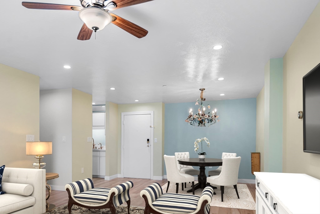 22 Railroad St 311