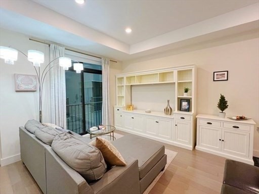 121 Portland 406