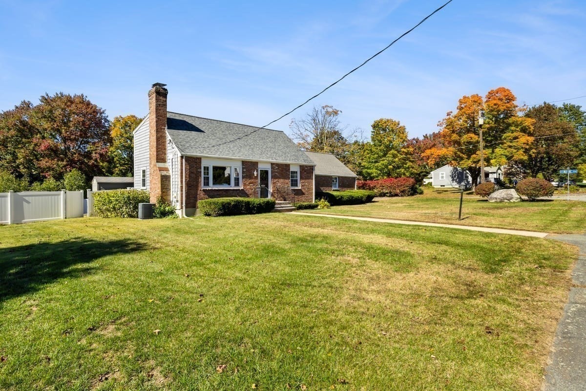 43 Irving Drive, Walpole, MA, 43 Irving Drive, Walpole, MA Photo #41