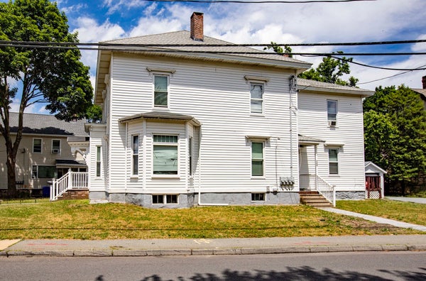 1 SPRING ST, TAUNTON, MA 02780 - Image b19a45b2a9ec4a9b856e838d2a5dba45/938966071