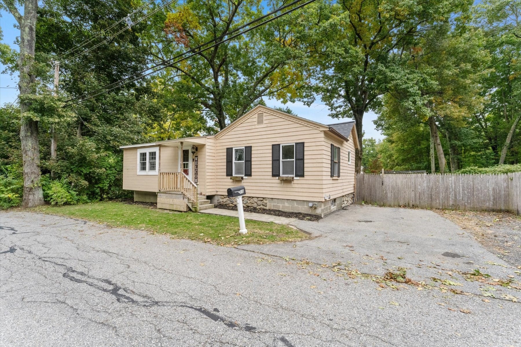 11 Wheelock Rd, Shrewsbury, MA, 11 Wheelock Rd, Shrewsbury, MA Photo #3