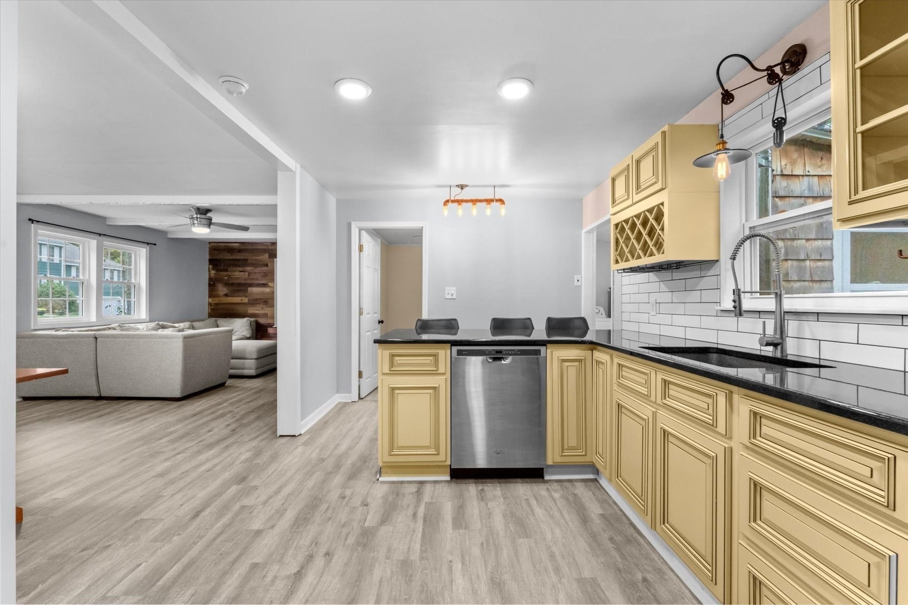 11 Wheelock Rd, Shrewsbury, MA, 11 Wheelock Rd, Shrewsbury, MA Photo #9
