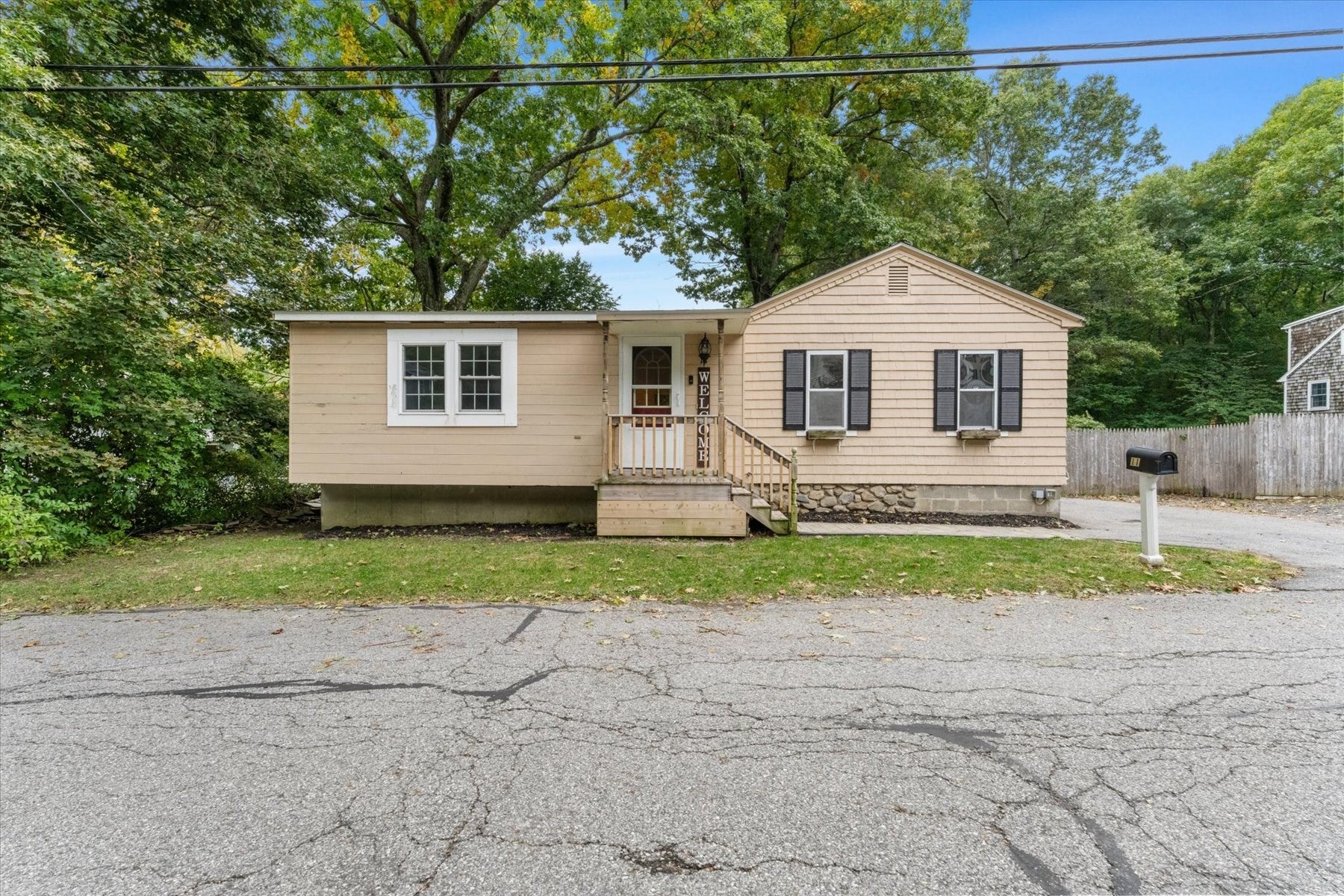 11 Wheelock Rd, Shrewsbury, MA, 11 Wheelock Rd, Shrewsbury, MA Photo #2