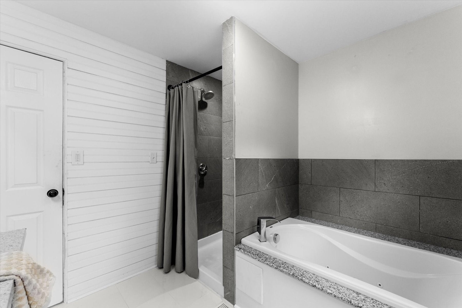 11 Wheelock Rd, Shrewsbury, MA, 11 Wheelock Rd, Shrewsbury, MA Photo #17