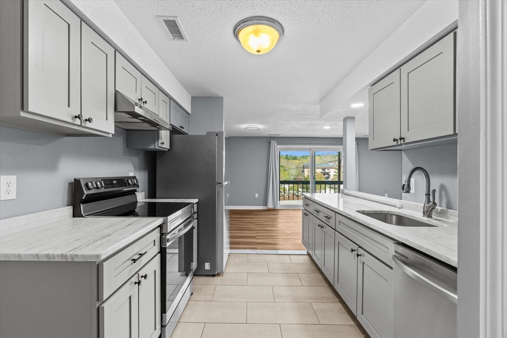 181 Littleton Road 401