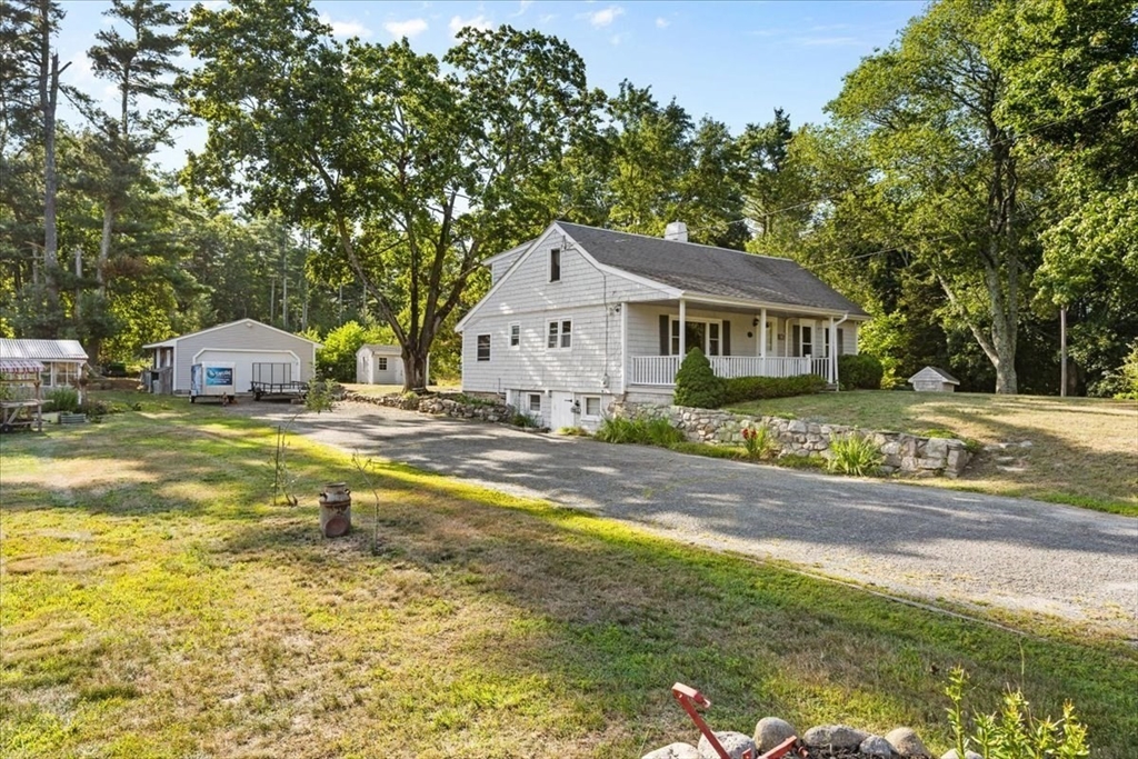 11 Gurney Rd