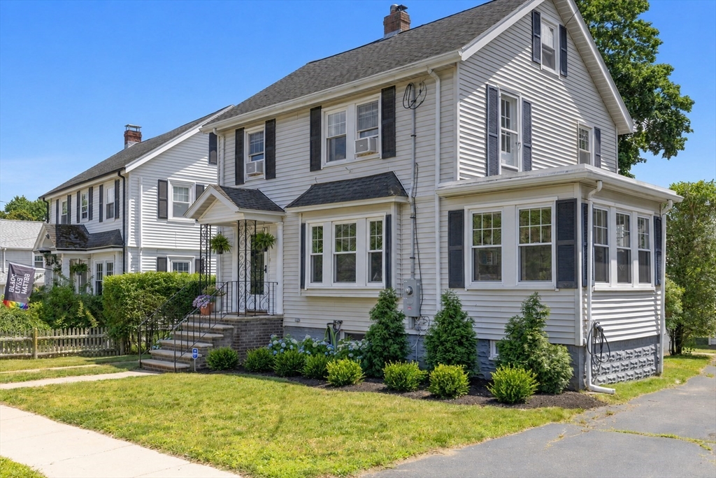 18 Roberts Rd