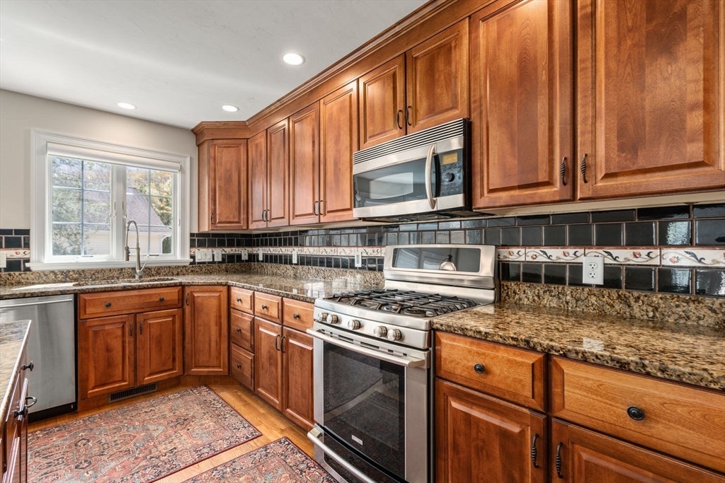 3 Summerland Way #3, Worcester, MA Photo #8
