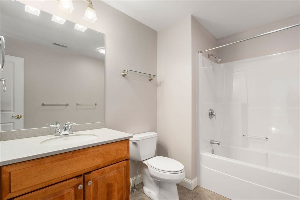 3 Summerland Way #3, Worcester, MA Photo #24