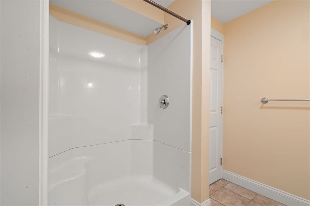 3 Summerland Way #3, Worcester, MA Photo #28