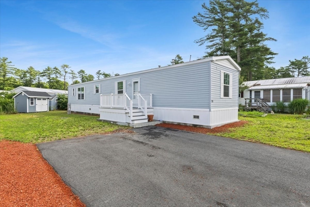 132 Queen Dr