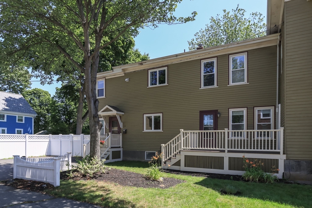 33 Vine Street 2