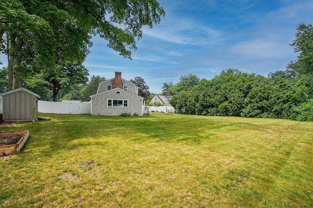 1 Northwood Drive