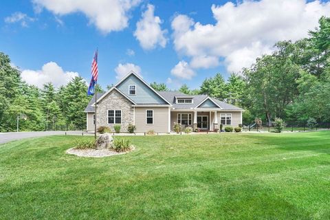 Photo of 3012 Thorndike St, Palmer, MA 01069 (MLS # 73507627)