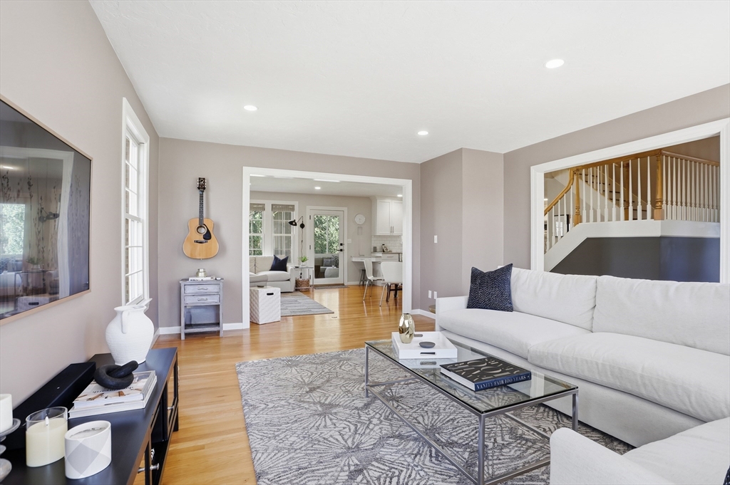 272 West Main Street