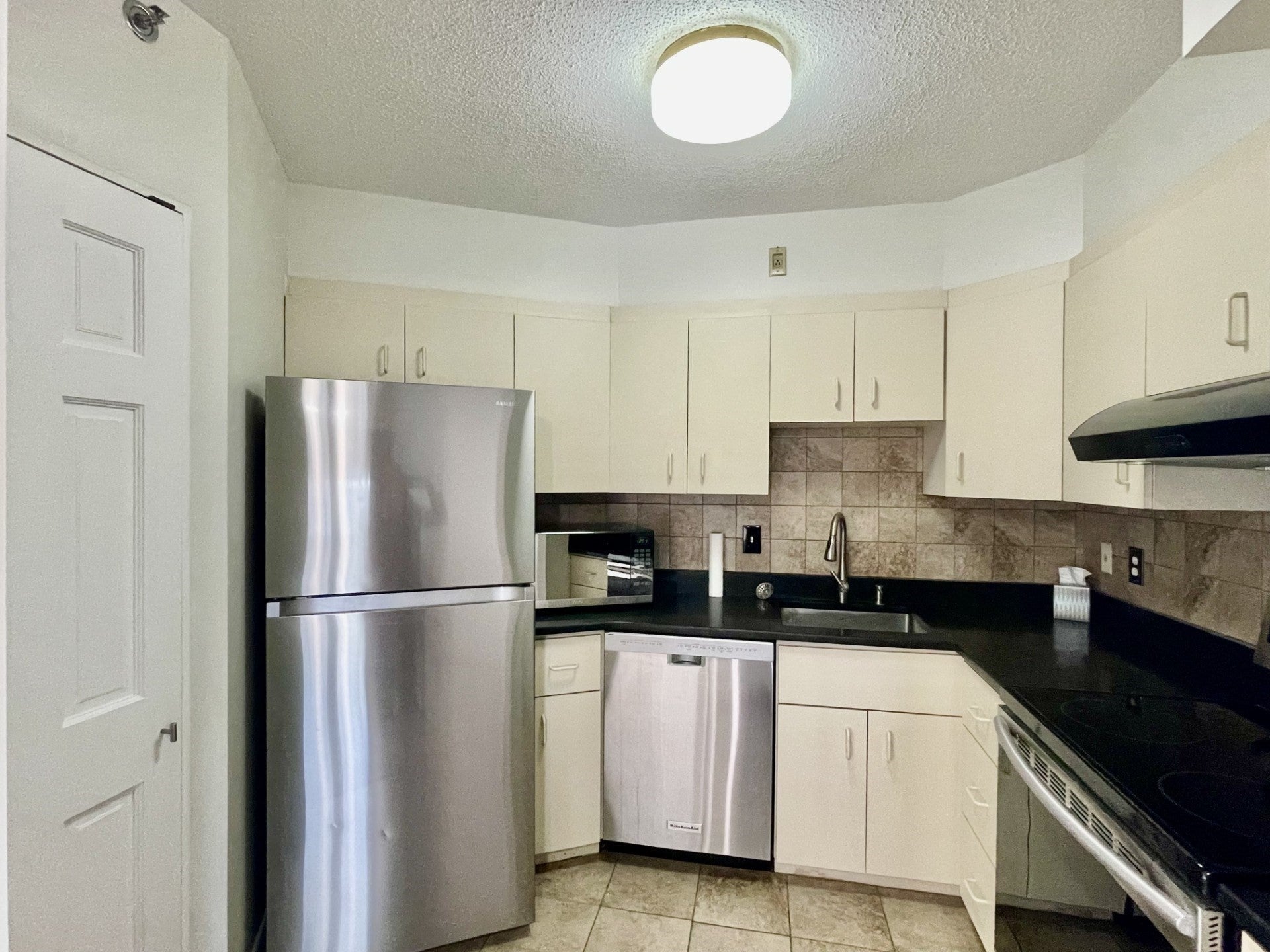 300 Lynn Shore Dr603 DR #1001, Lynn, MA, 300 Lynn Shore Dr603 DR #1001, Lynn, MA Photo #17