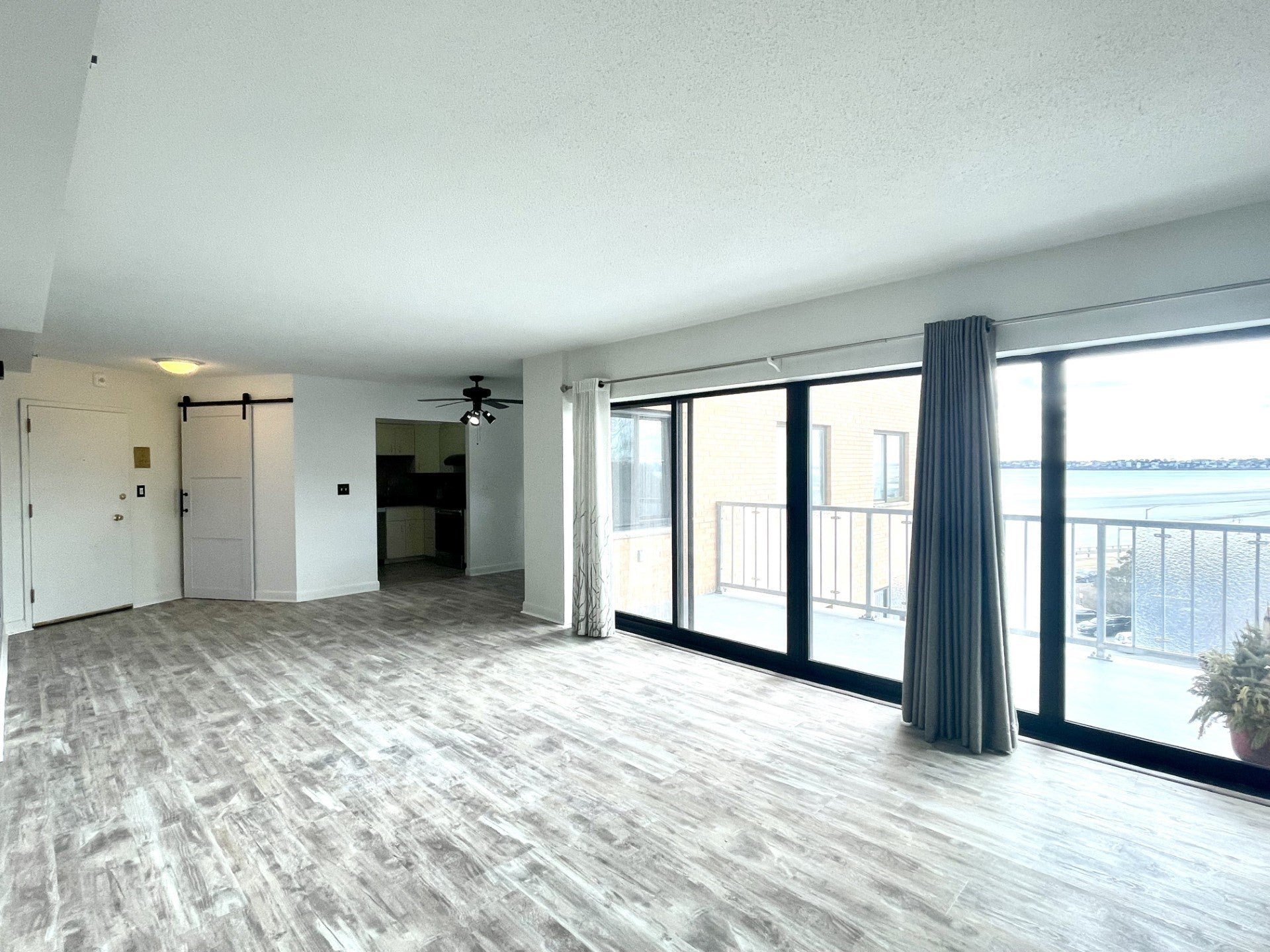 300 Lynn Shore Dr603 DR #1001, Lynn, MA, 300 Lynn Shore Dr603 DR #1001, Lynn, MA Photo #16