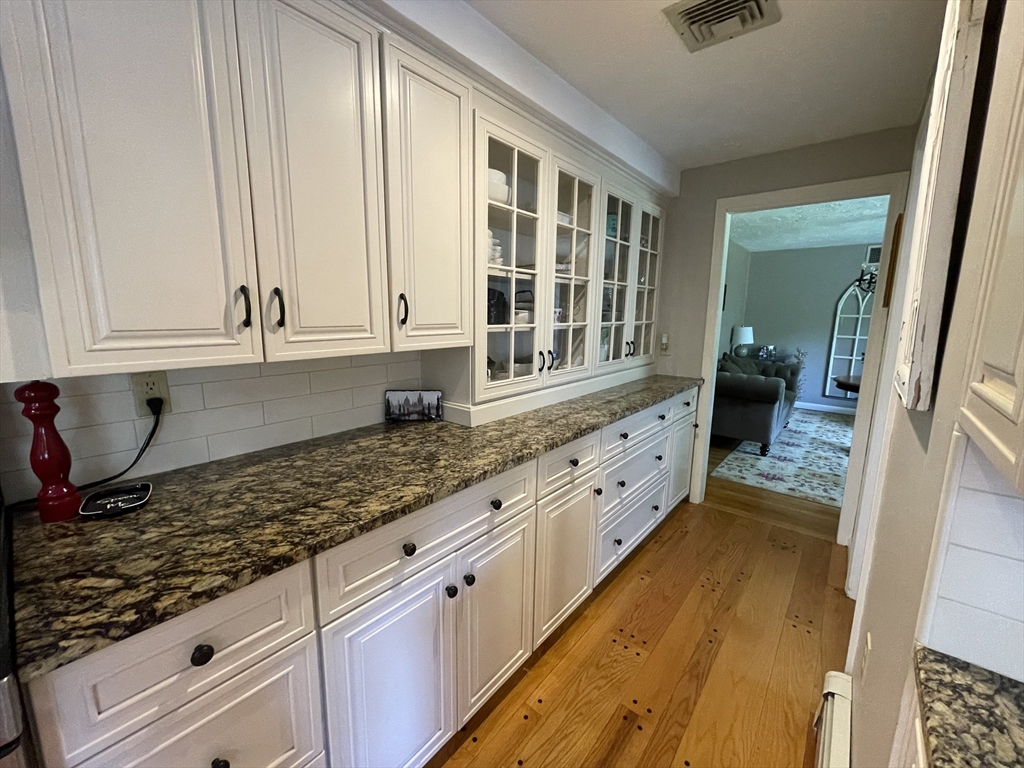 32 Ann Vinal Rd