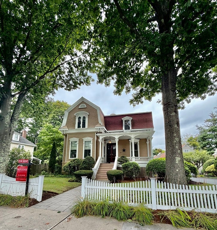 Photo of 599 Washington St, Wellesley, MA