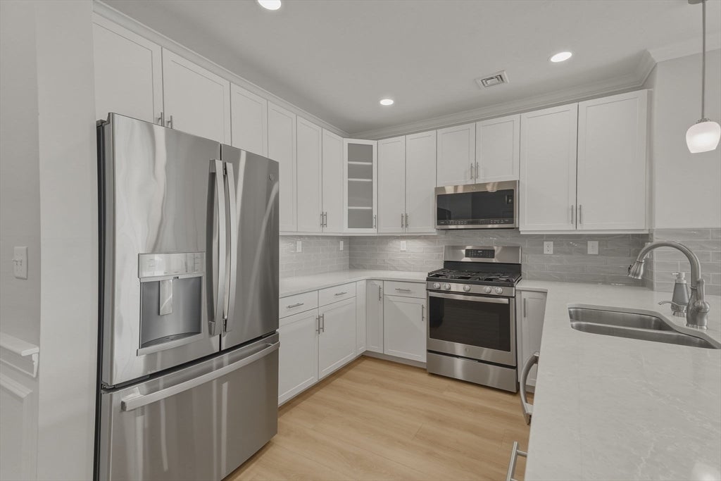 320 Middlesex Ave #A203, Medford, MA, 320 Middlesex Ave #A203, Medford, MA Photo #4