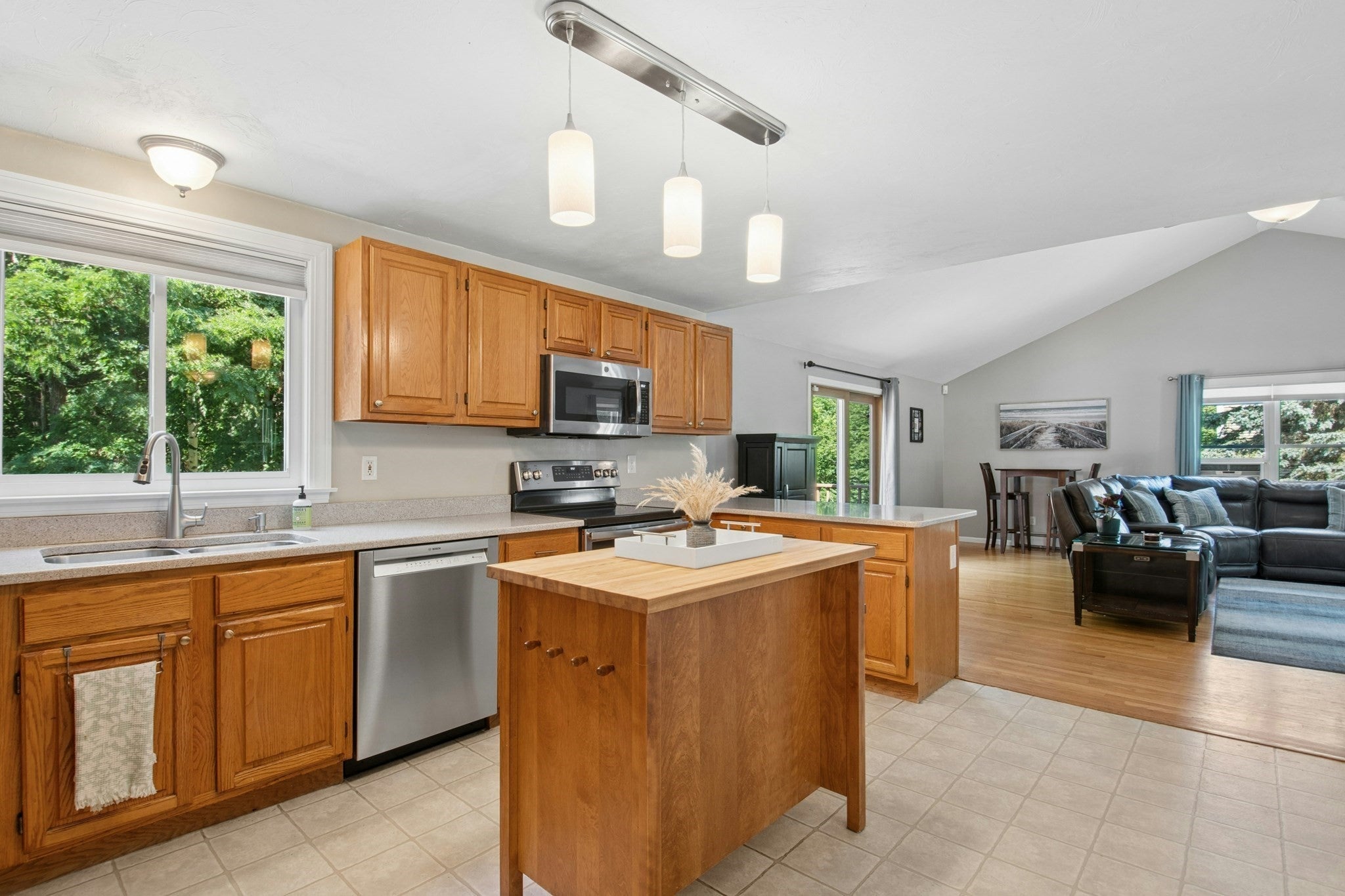 277 Wachusett Street, Holden, MA, 277 Wachusett Street, Holden, MA Photo #3