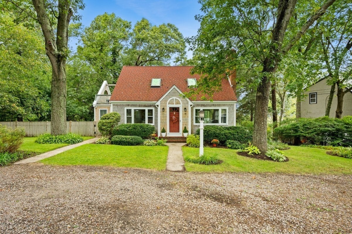 74 Arboretum Rd, Plymouth, MA Photo #1