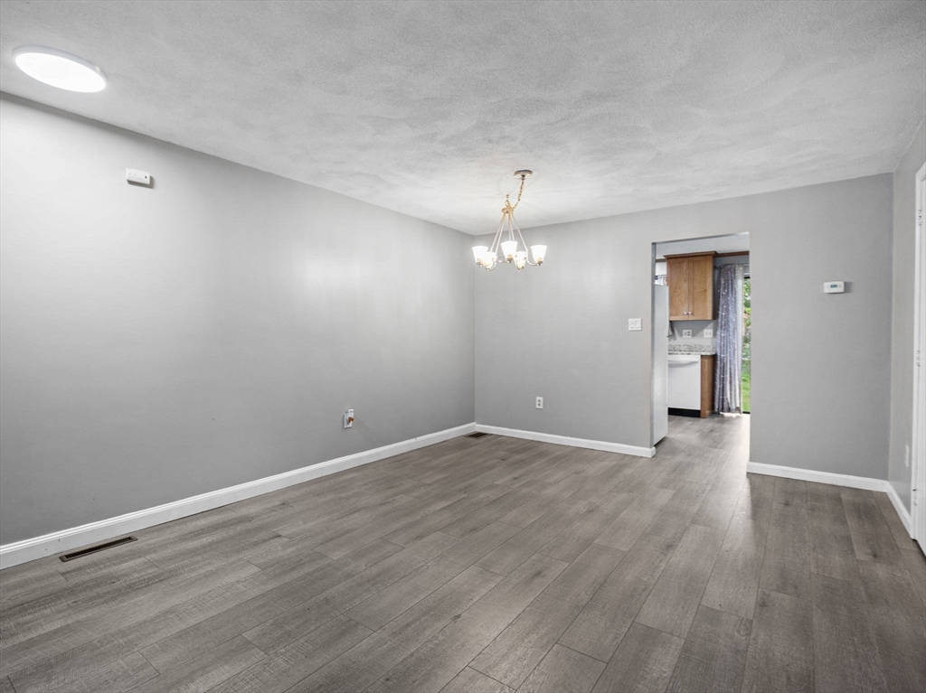 414 Farrwood Dr 414